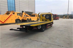 八公山非事故拖车